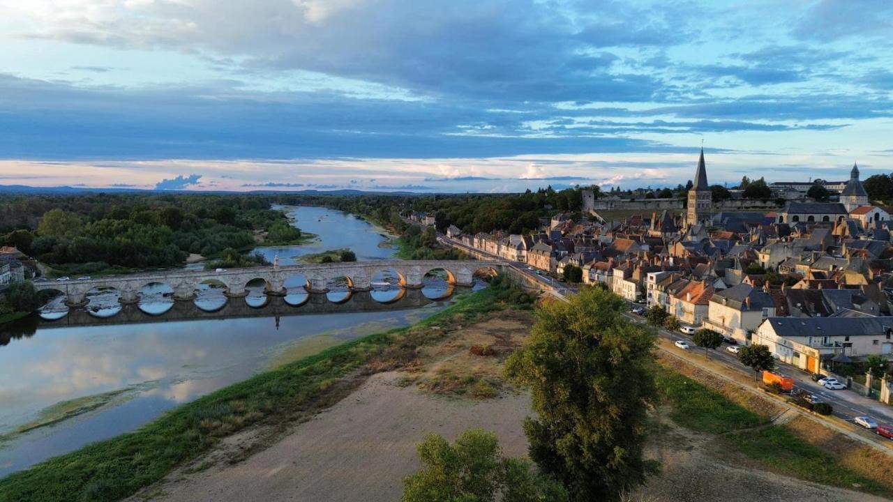 L'Etape, Coeur De Ville La Charité-sur-Loire Extérieur photo